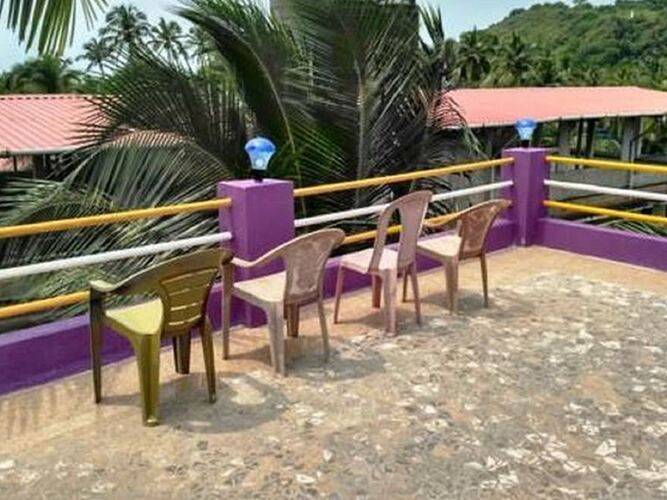 Jbl Guest House