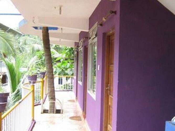 Jbl Guest House
