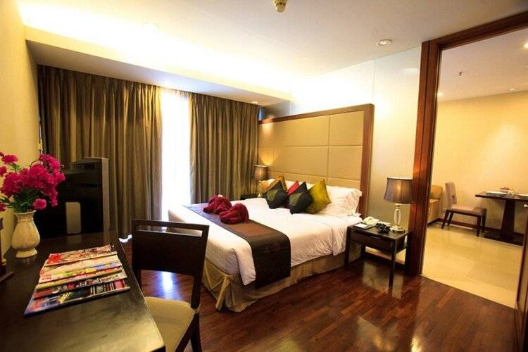 Furamaxclusive Sathorn