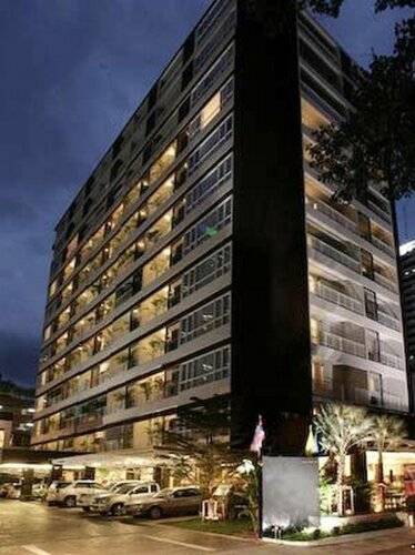 Furamaxclusive Sathorn