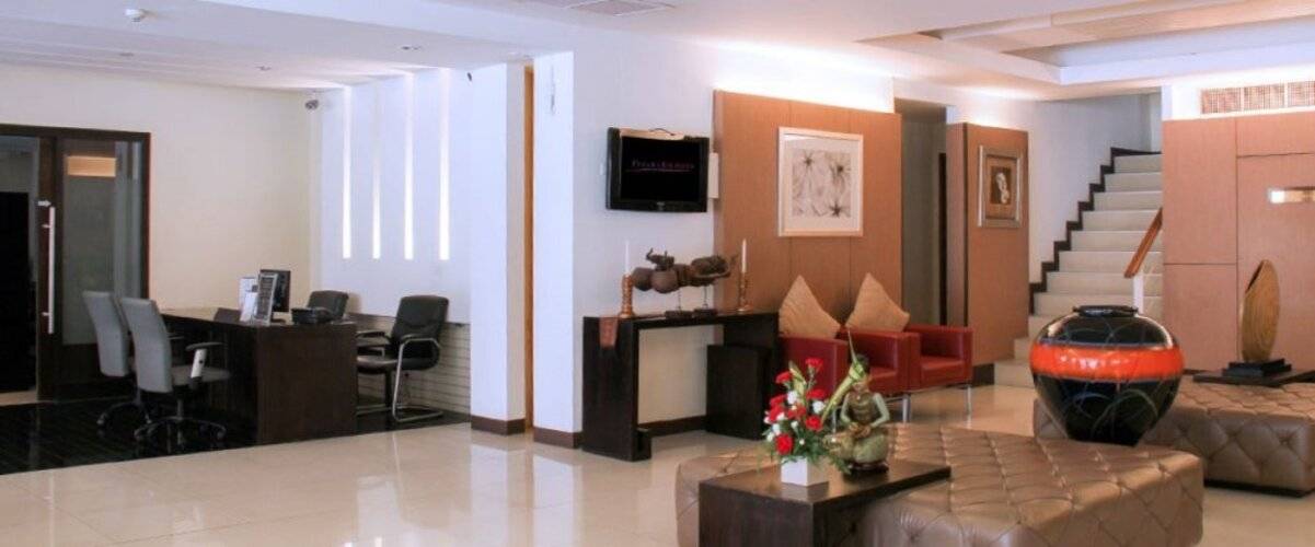 Furamaxclusive Sathorn
