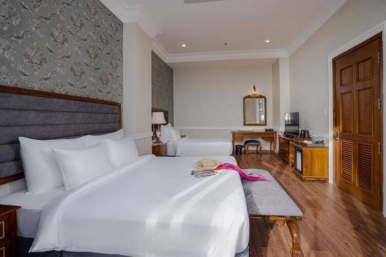 Avs Hotel