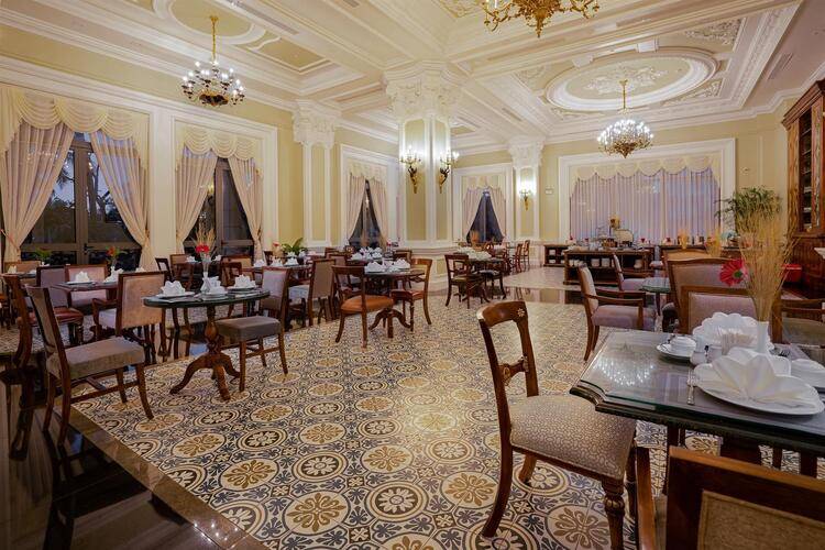 Avs Hotel