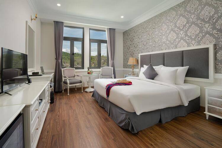 Avs Hotel