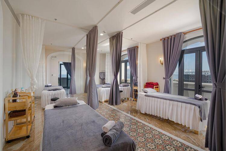 Avs Hotel