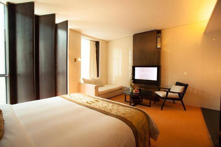 Hotel Momc