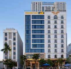 $item['hotel']['name']