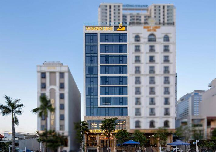 Golden Line Hotel