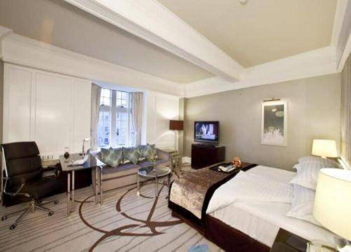 Jin Jiang Hotel