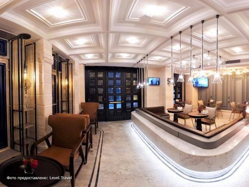 Фотография Maroon Tomtom Hotel