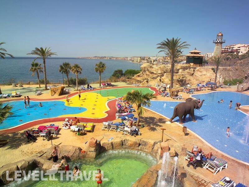 Фотография Holiday World Resort