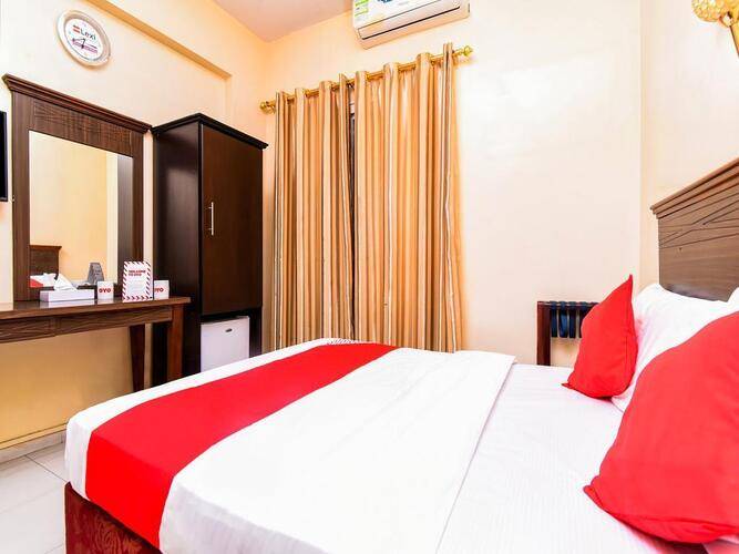 Oyo 166 Melody Queen Hotel