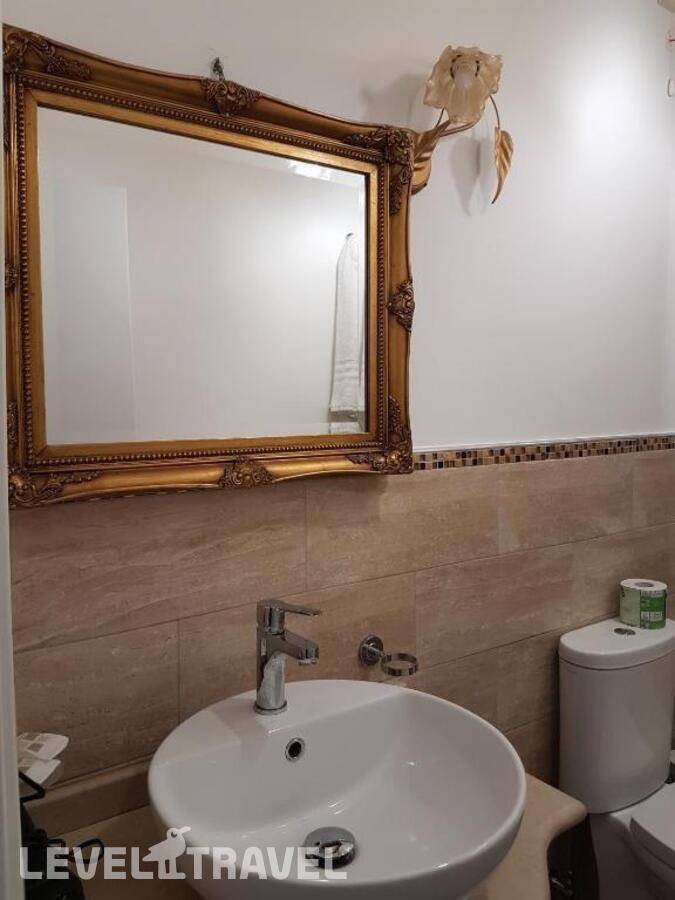 Изображение отеля 8