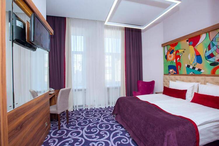 Best Western Plus Сentre (Ex. Октябрьская Лиг. Корпус)