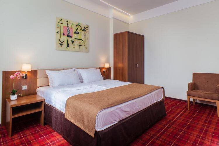 Best Western Plus Сentre (Ex. Октябрьская Лиг. Корпус)