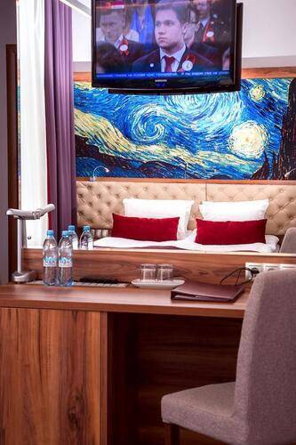 Best Western Plus Сentre (Ex. Октябрьская Лиг. Корпус)