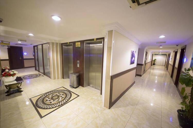 Mariana Hotel