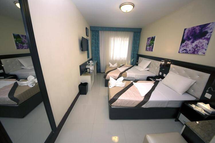 Mariana Hotel
