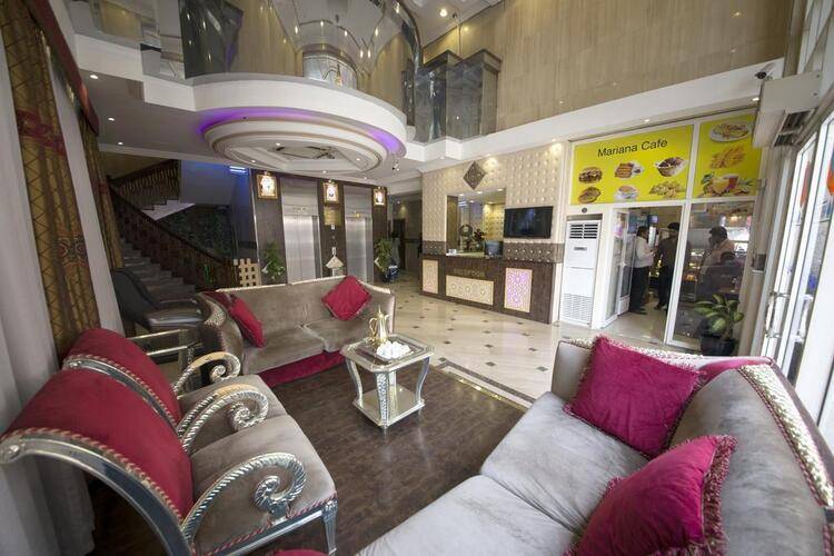 Mariana Hotel