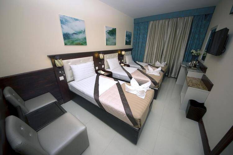 Mariana Hotel