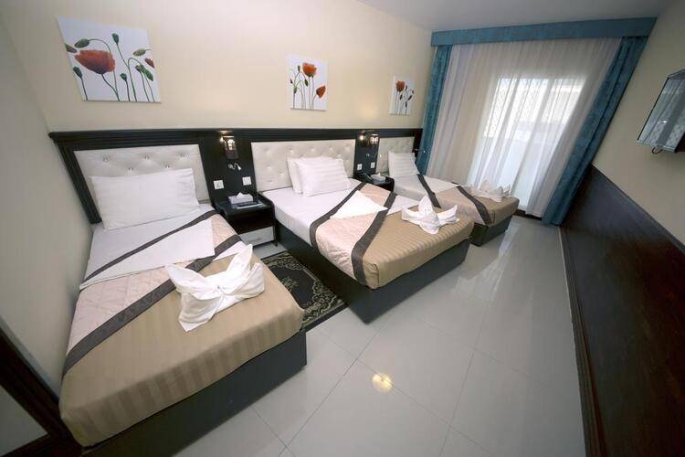 Mariana Hotel