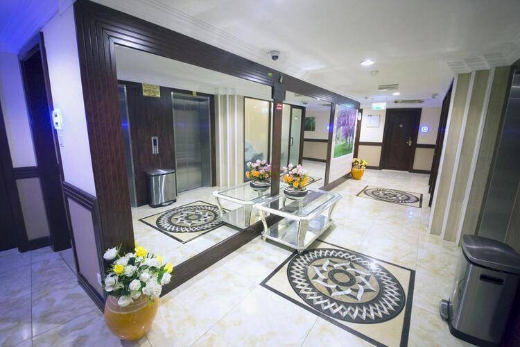 Mariana Hotel