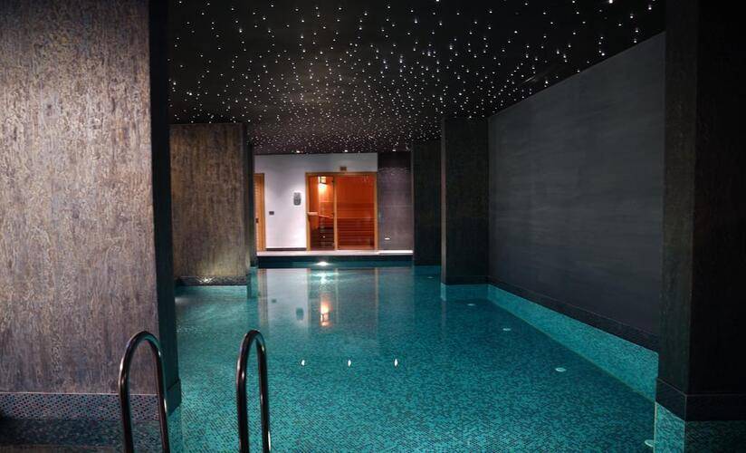 Galatas Hotel