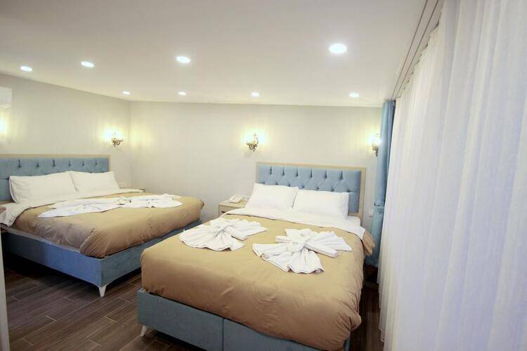 Hira Hotel