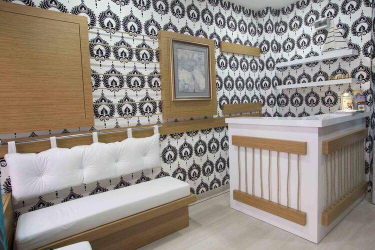 La Pazza Suites