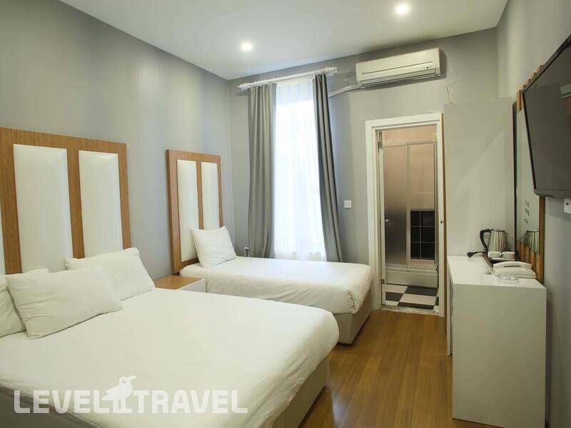 Фотография La Pazza Suites