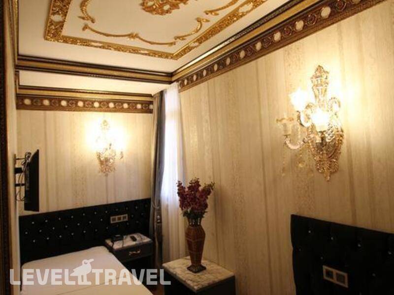 Фотография Blue Marmaray Hotel