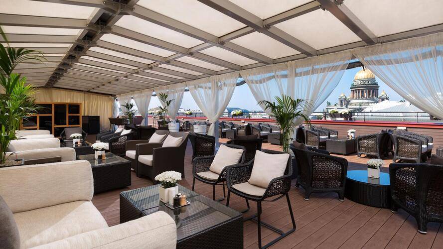 Lotte Hotel St. Petersburg