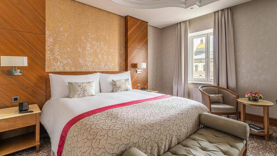 Lotte Hotel St. Petersburg