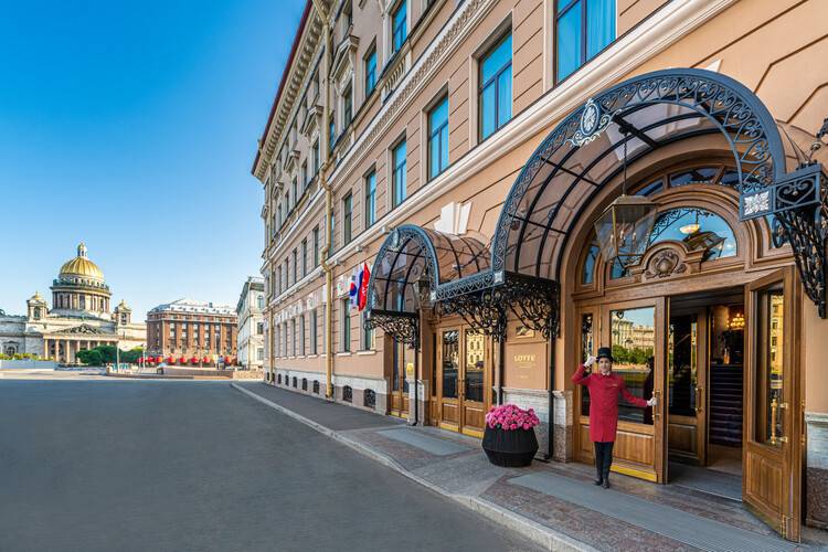 Lotte Hotel St. Petersburg