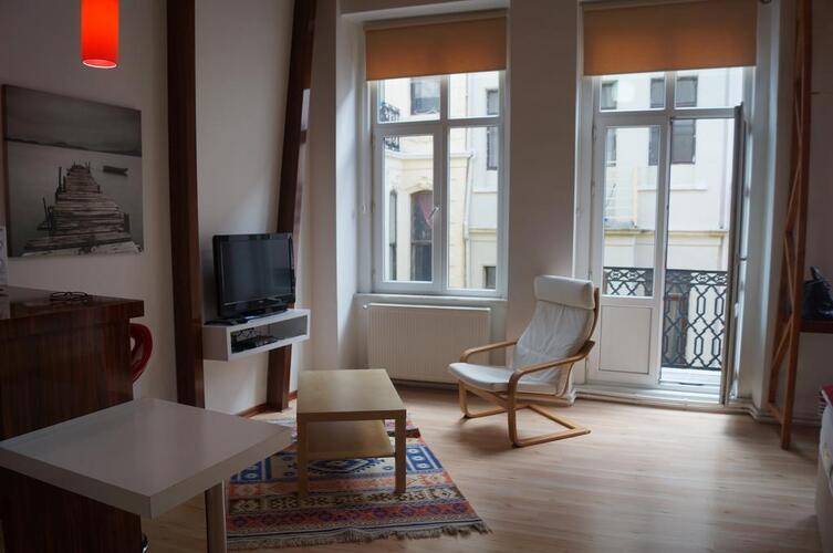 New Pera Hotel