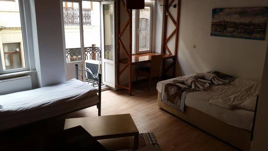 New Pera Hotel