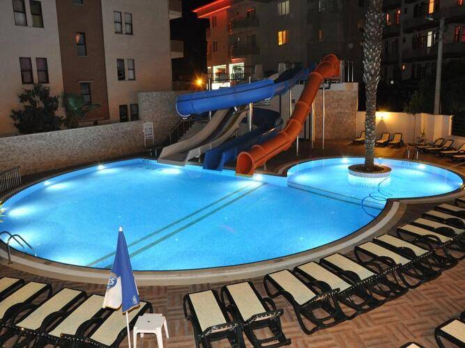 Almera Park Apart Hotel