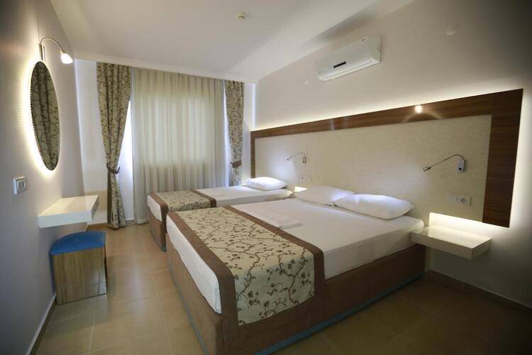 Almera Park Apart Hotel