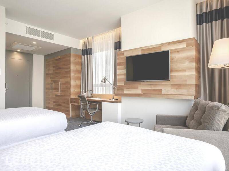 Фотография Ever Hotel Europe (Ex.Four Points By Sheraton)
