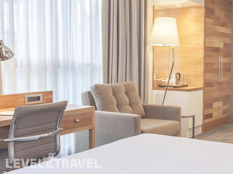 Фотография Ever Hotel Europe (Ex.Four Points By Sheraton)