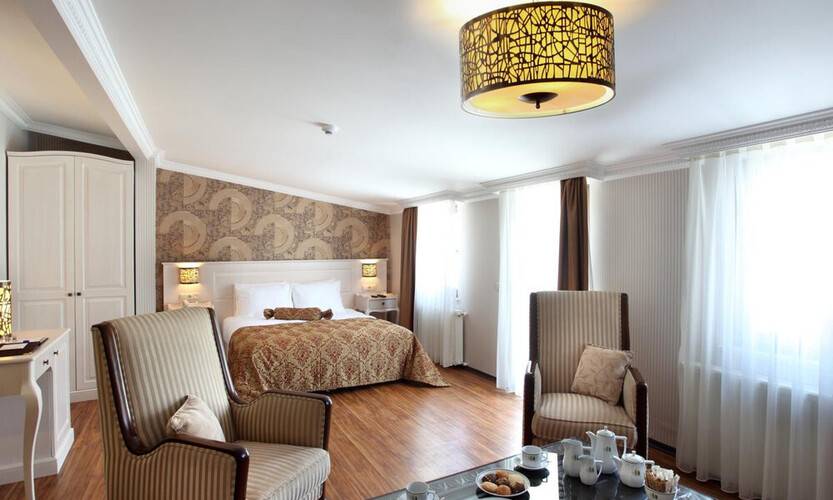 Taksim Pera Orient Suites