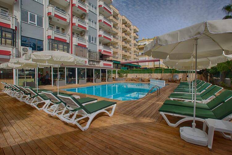 Hma Hotel & Suites
