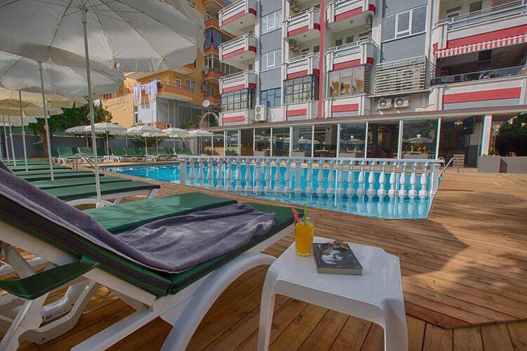 Hma Hotel & Suites