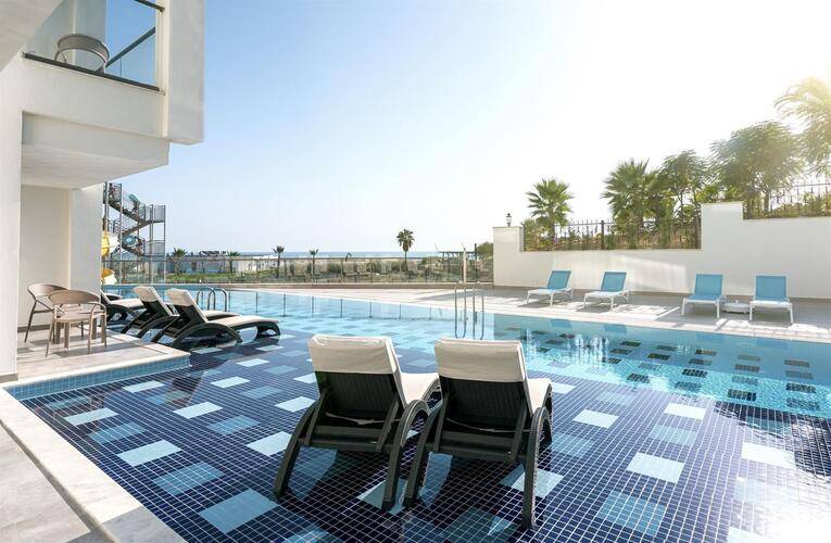 Diamond Deluxe Hotel & Spa