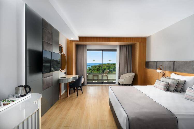Diamond Deluxe Hotel & Spa
