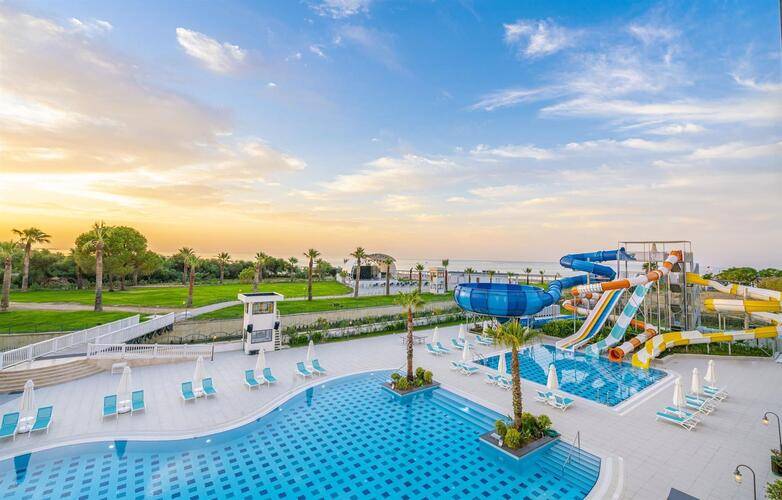 Diamond Deluxe Hotel & Spa