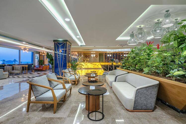 Diamond Deluxe Hotel & Spa