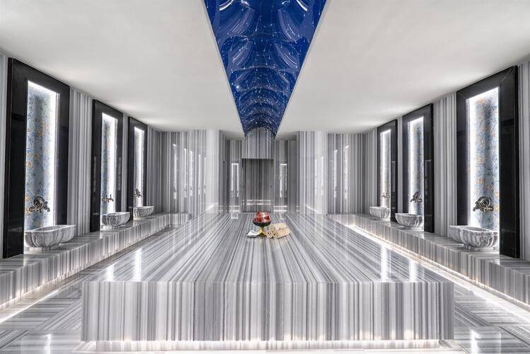 Diamond Deluxe Hotel & Spa