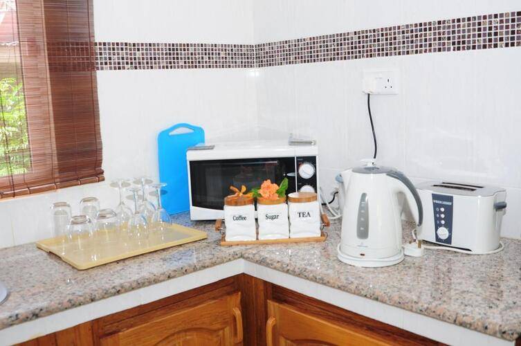 Hostellerie Guest House