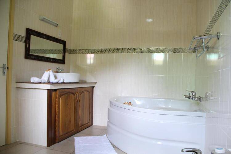 Hostellerie Guest House